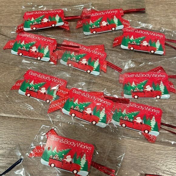 Bath & Body works bag & bow bundle 50 - Picture 3 of 7